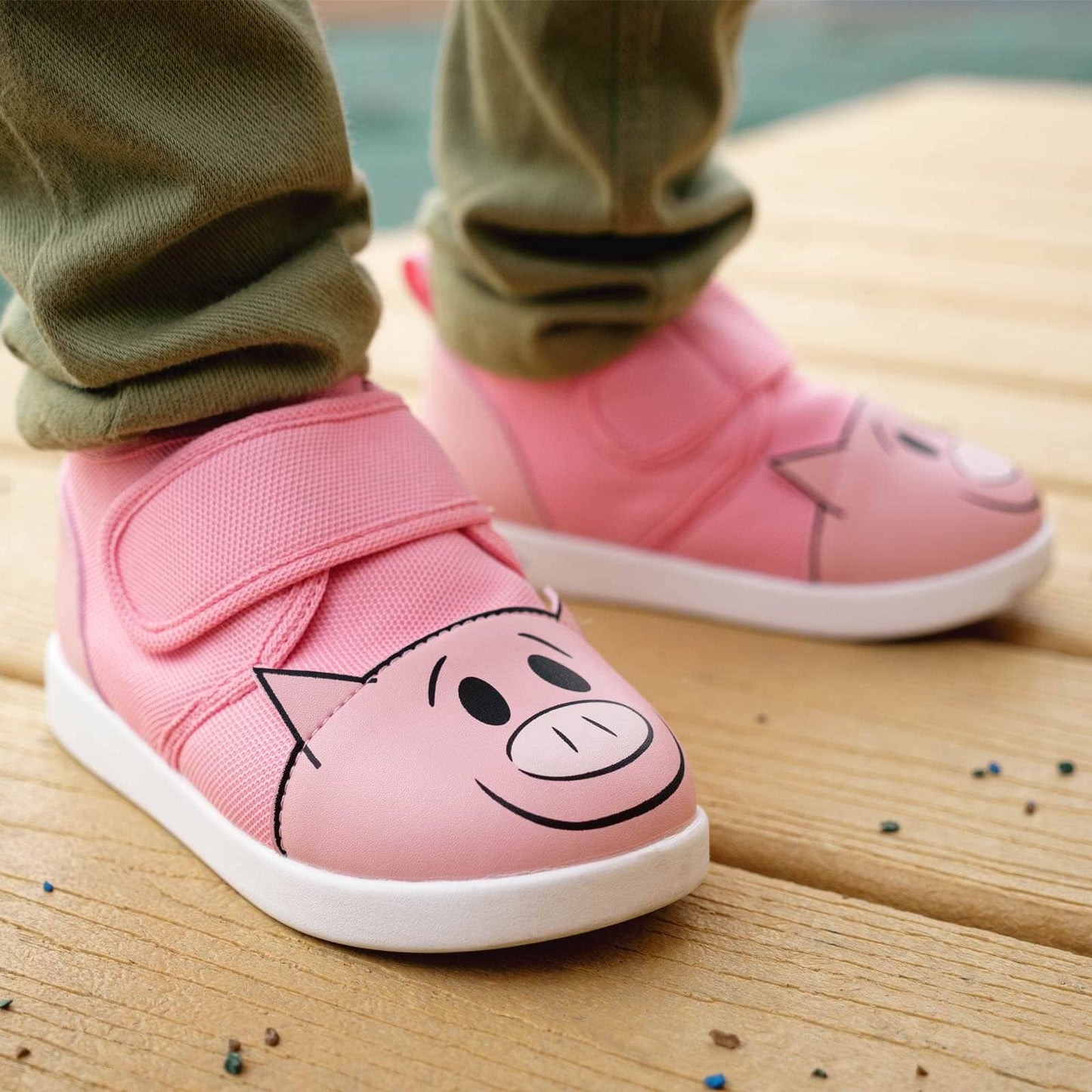 Mo Willems' Piggie Squeaky Toddler Shoes | Pink Squeaky Shoes ikiki® Shoes